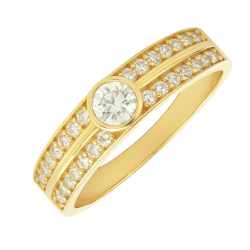 Anel Ouro 18K Com Brilhantes