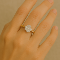 Anel Ouro 18K Trevo Com Brilhantes